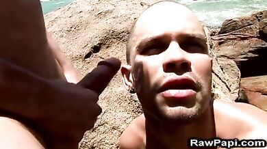 Scopata in spiagga nudista