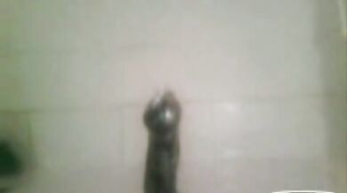 Dildo gigante nel mio culo