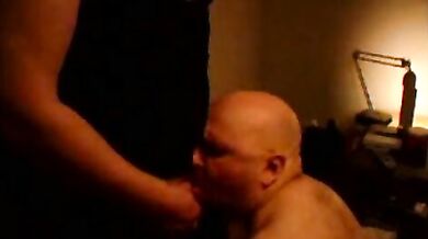 Grassone succhia cazzo