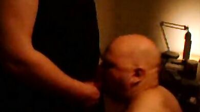 Grassone succhia cazzo