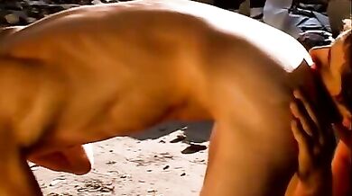 Orgia per giovani checche