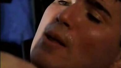 Impiegati omosessuali si inculano