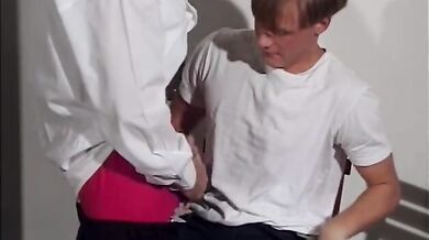 Steward adorano succhiarsi il cazzo