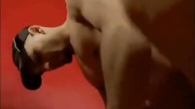 Ragazzo bisex si rilassa