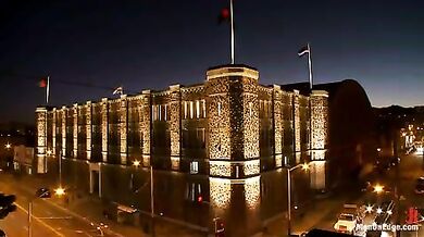 Gay con barba fa un pompino