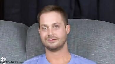 Orgasmo gay dentro al culo