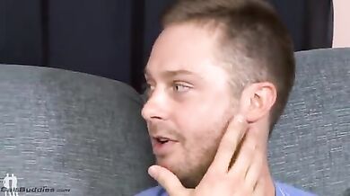 Orgasmo gay dentro al culo