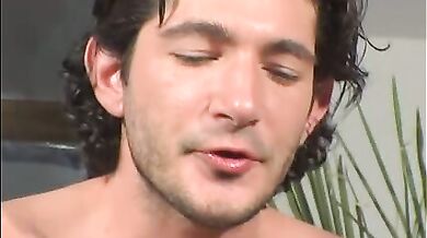 Orgia gay interraziale