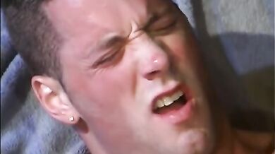 Pompino gay in piscina