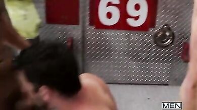 Orgia per soli maschi gay