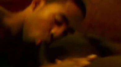 Negri froci si leccano il cazzo