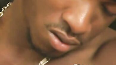 Negri si leccano il culo