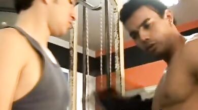 Bella sborrata gay succosa