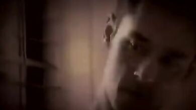 Ragazzo escort soddisfa un cliente