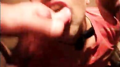 Due cazzi per un porco gay