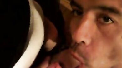 Due cazzi per un porco gay