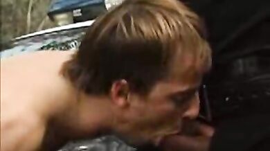 Poliziotti gay inculano due sospettati