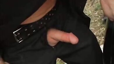 Poliziotti gay inculano due sospettati