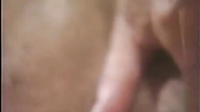 Vecchio gay porca incula un giovane