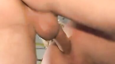 Ragazzi cecosolovacchi scopano a tre