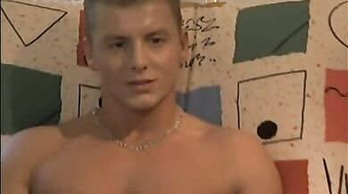 Ragazzo di Praga fa sesso anale