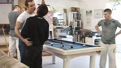 Giovani gay francesi scopata di gruppo