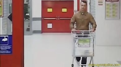 Giovane faggot biondino