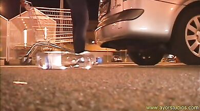 Giovane faggot biondino