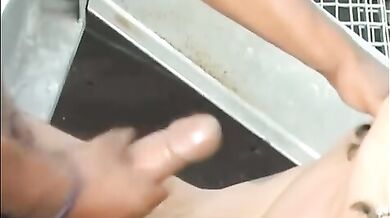 Coppia gay scopa in pubblico