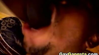 Sesso threesome gay neri