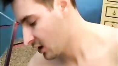 Sesso di gruppo tra gay italiani