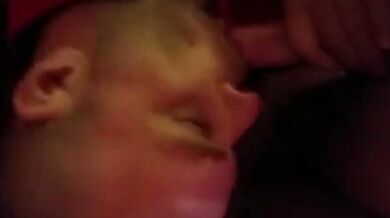 Pompino a ragazzo etero