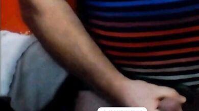 Nonno argentino che si masturba