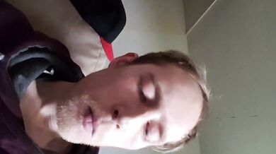 Ingoio di sperma gustoso