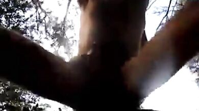 Inculato e masturbato outdoor