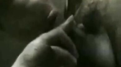 Ragazzi cinesi succhiano fino allo sperma