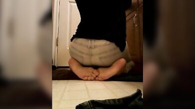 Scuoto il mio culo femminile