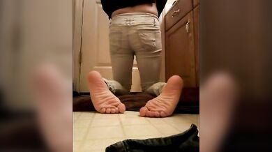 Scuoto il mio culo femminile