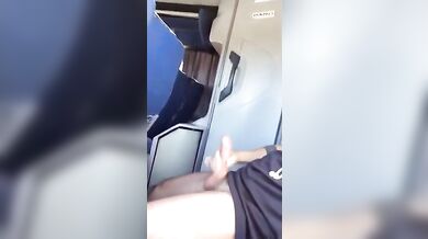 Sega in fondo all'autobus