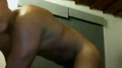 Giovane coppia gay amatoriale scopa in cam