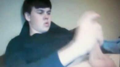 Ragazzo ciccione con un cazzo enorme