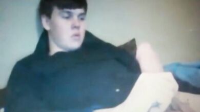 Ragazzo ciccione con un cazzo enorme