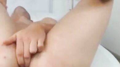 Colombiano si sditalina il buco anale