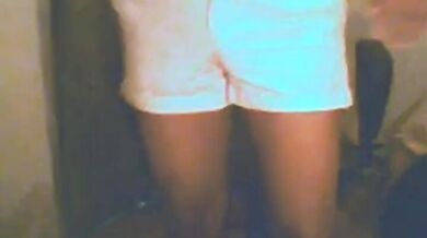 Ragazzo gay dello Sri Lanka si spoglia  in cam