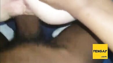 Culo bianco cicciottello inculato e sborrato da cazzo nero