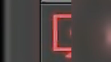 Nonno con le palle grandi si sega