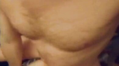 Scopato in culo da un ragazzo più grande