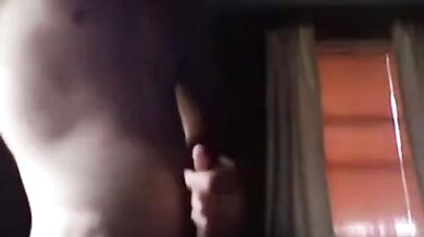 Bel ragazzo in cam che si masturba