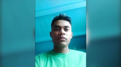 Cazzo indiano che sborra copiosamente