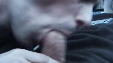 Pompino in auto da  giovane gay svedese